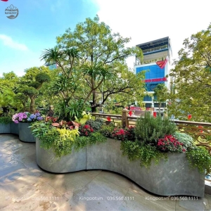 chậu composite ban công theo yêu cầu